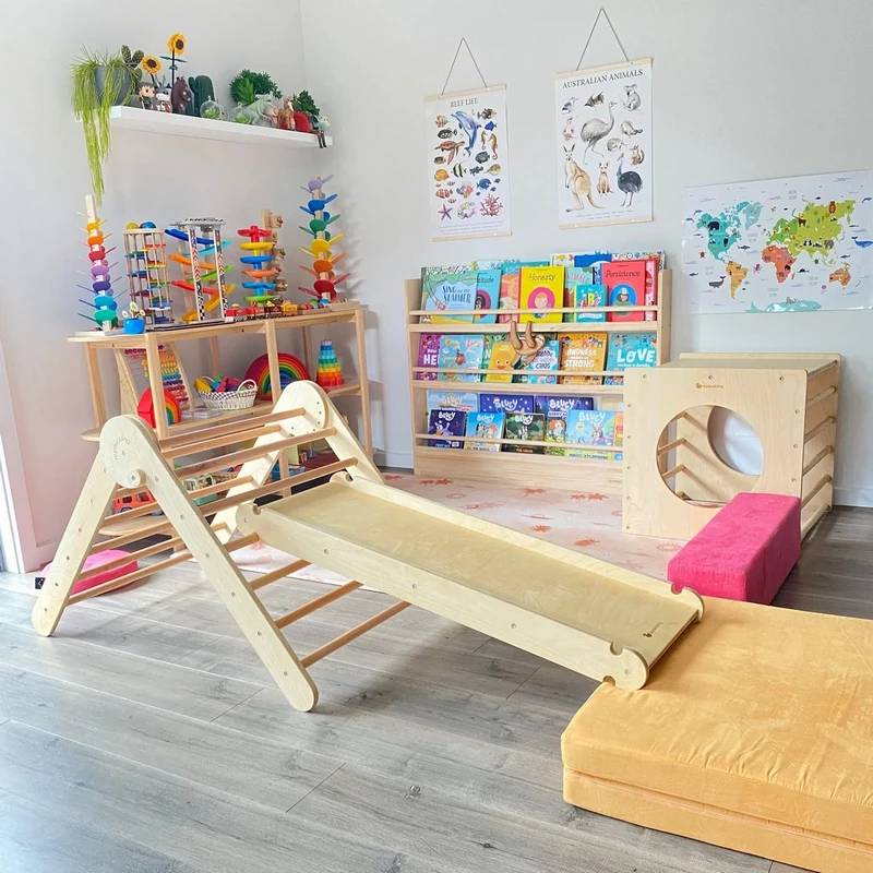 Trójkąt Piklera ze zjeżdżalnią dla dzieci od 2 lat