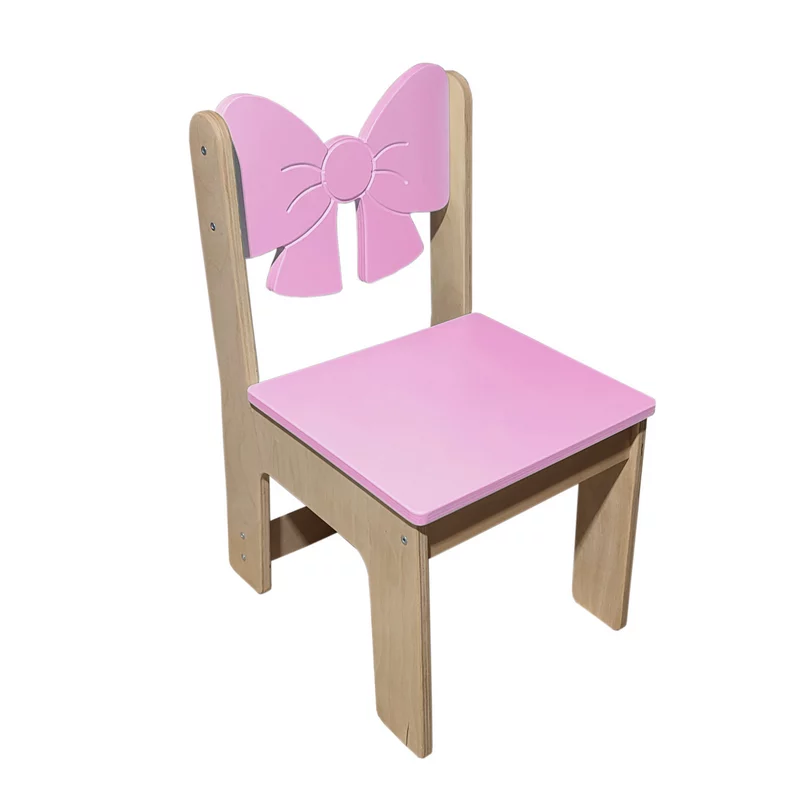 Różowe krzesełko dziecięce z dekoracyjnym oparciem w kształcie kokardki